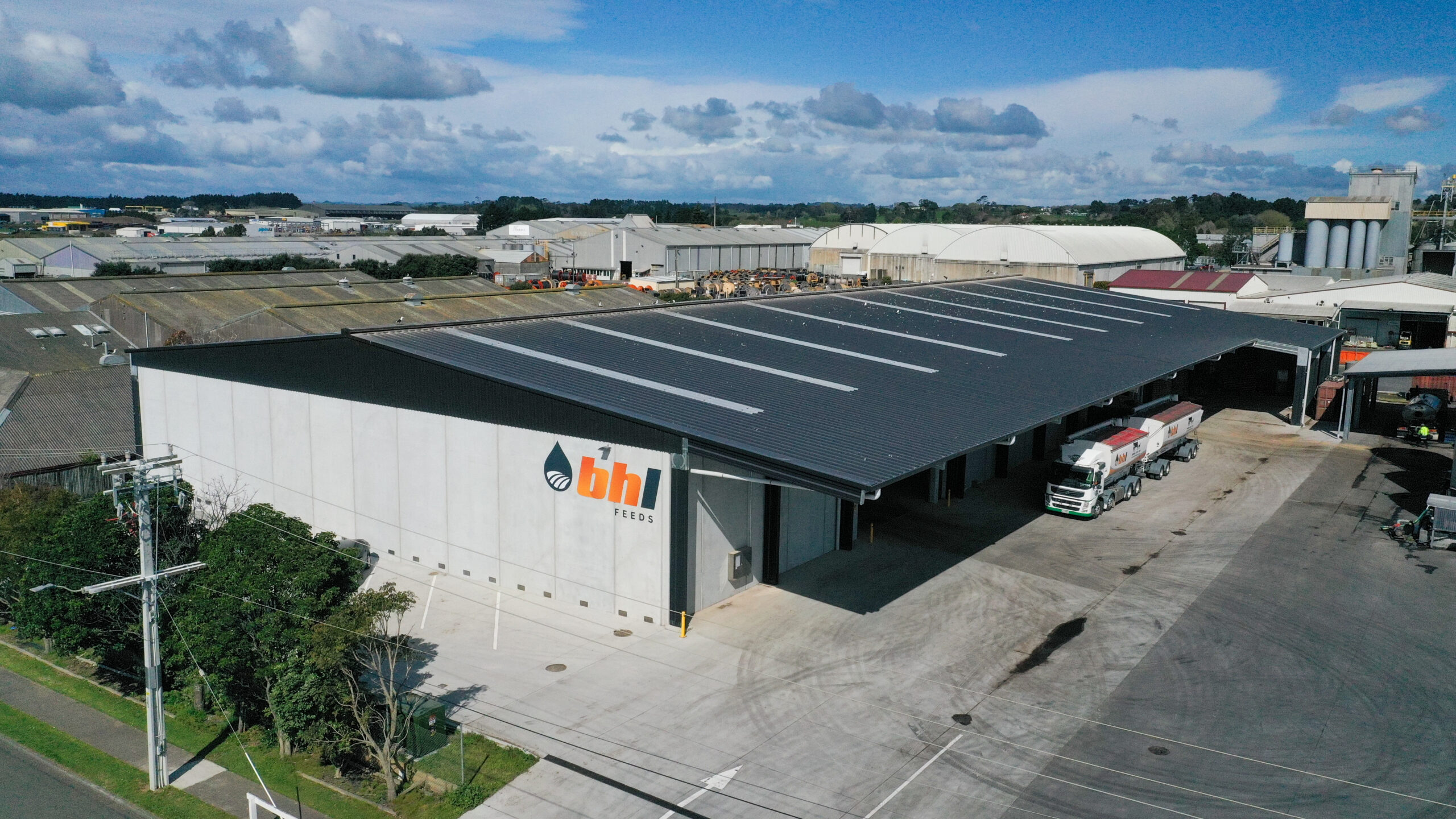 Industrial Construction Taranaki BHL Feeds factory and warehouse by Chris Bell Construction